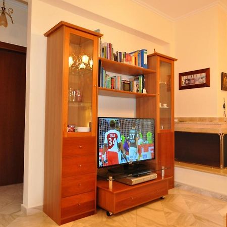 Iliada Apartment لِتوخورو المظهر الخارجي الصورة