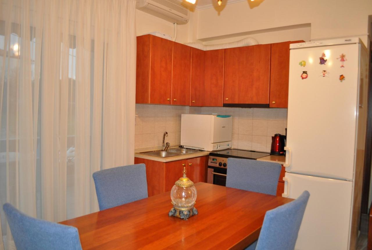 Iliada Apartment لِتوخورو المظهر الخارجي الصورة